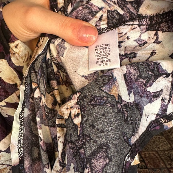 Vera Wang Cotton Press with Pockets - Picture 6 of 8